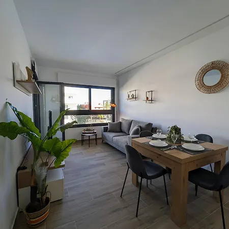 Poolside 2br Villamartin * 阿利坎特