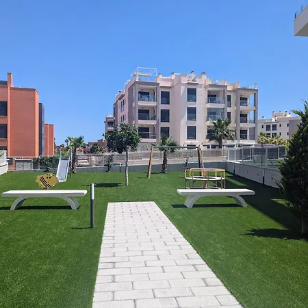Poolside 2br Villamartin *