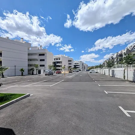 Poolside 2br Villamartin *